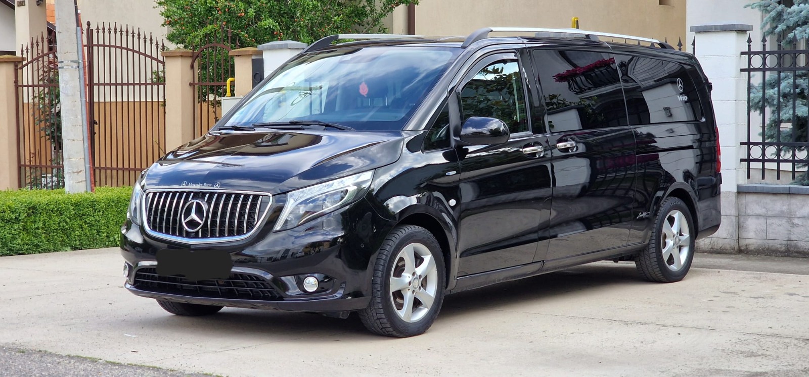 Mercedes VIP konforu sizi bekliyor.